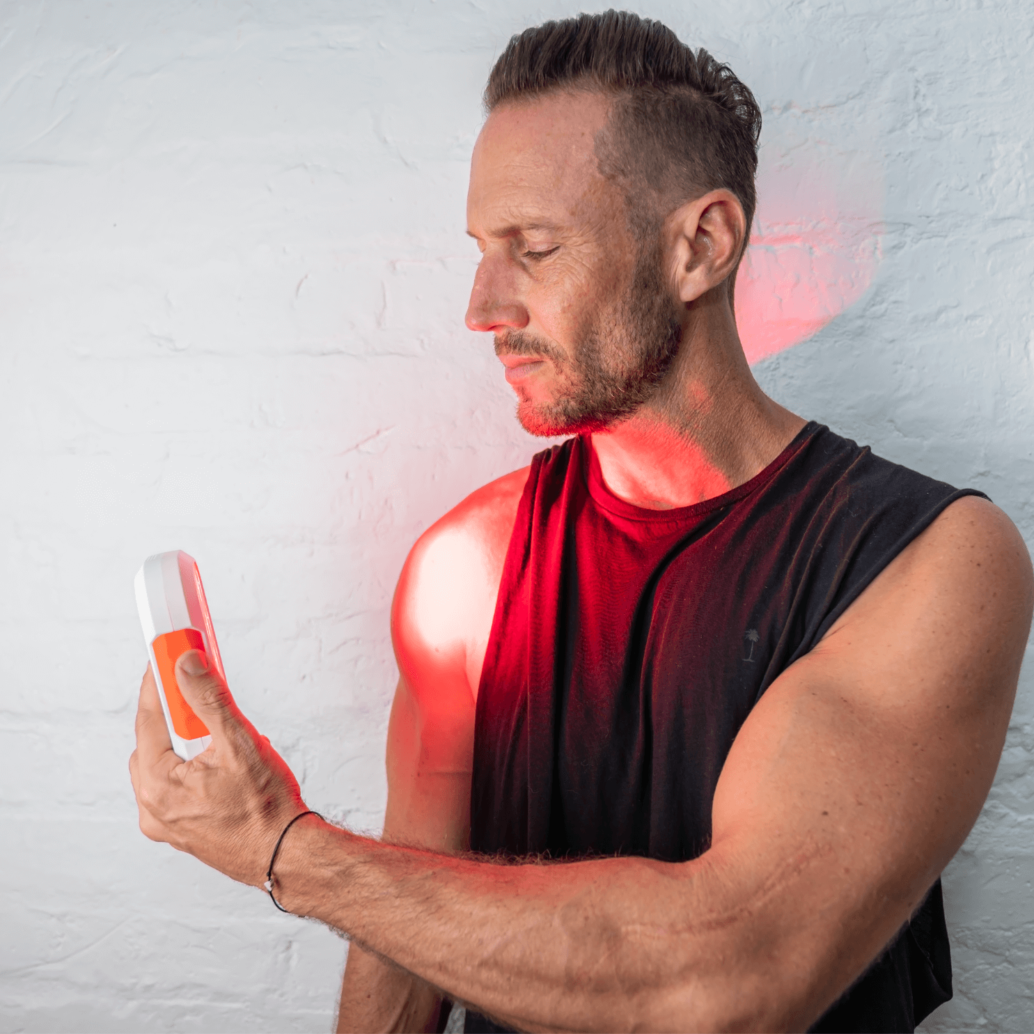 Harnessing Red Light Therapy for Pain Management